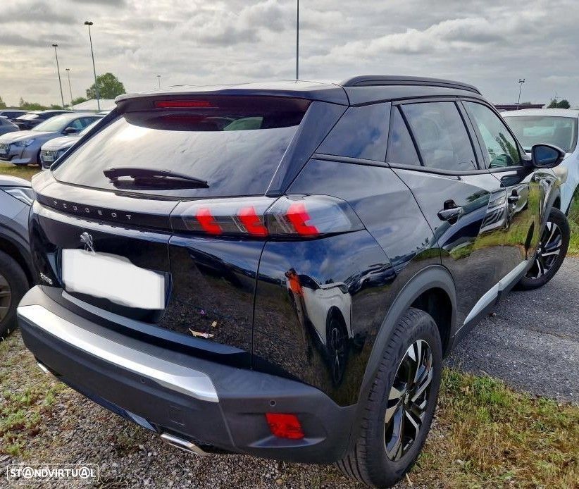 Peugeot 2008 1.2 PureTech Allure Pack EAT8 - 3