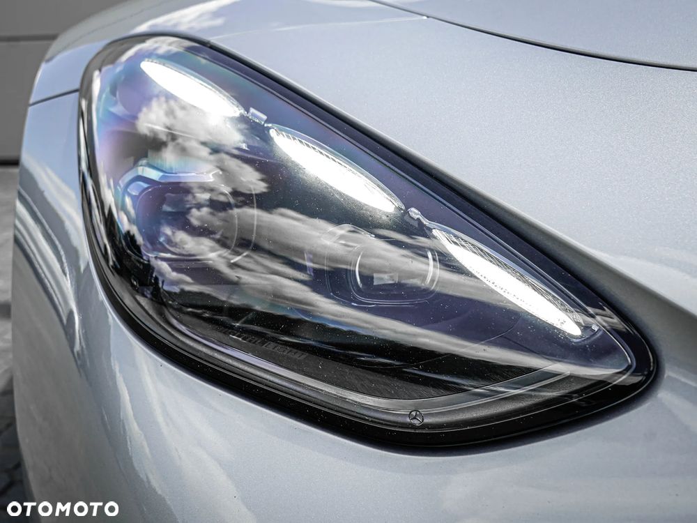 Mercedes-Benz AMG GT 63 4MATIC+ - 8