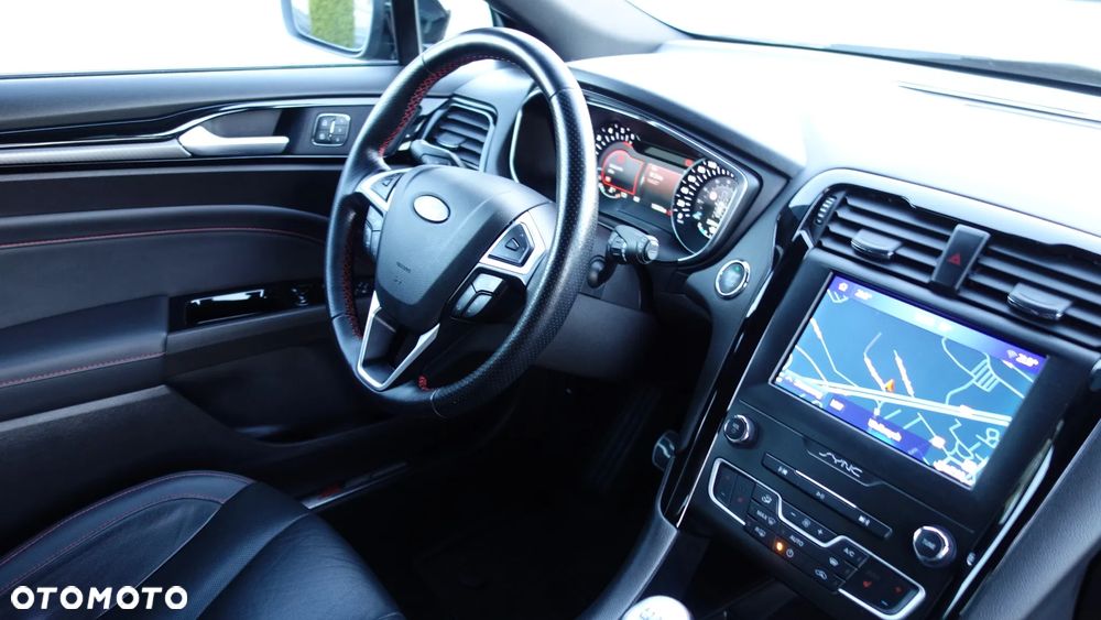 Ford Mondeo 2.0 EcoBlue ST-Line - 34