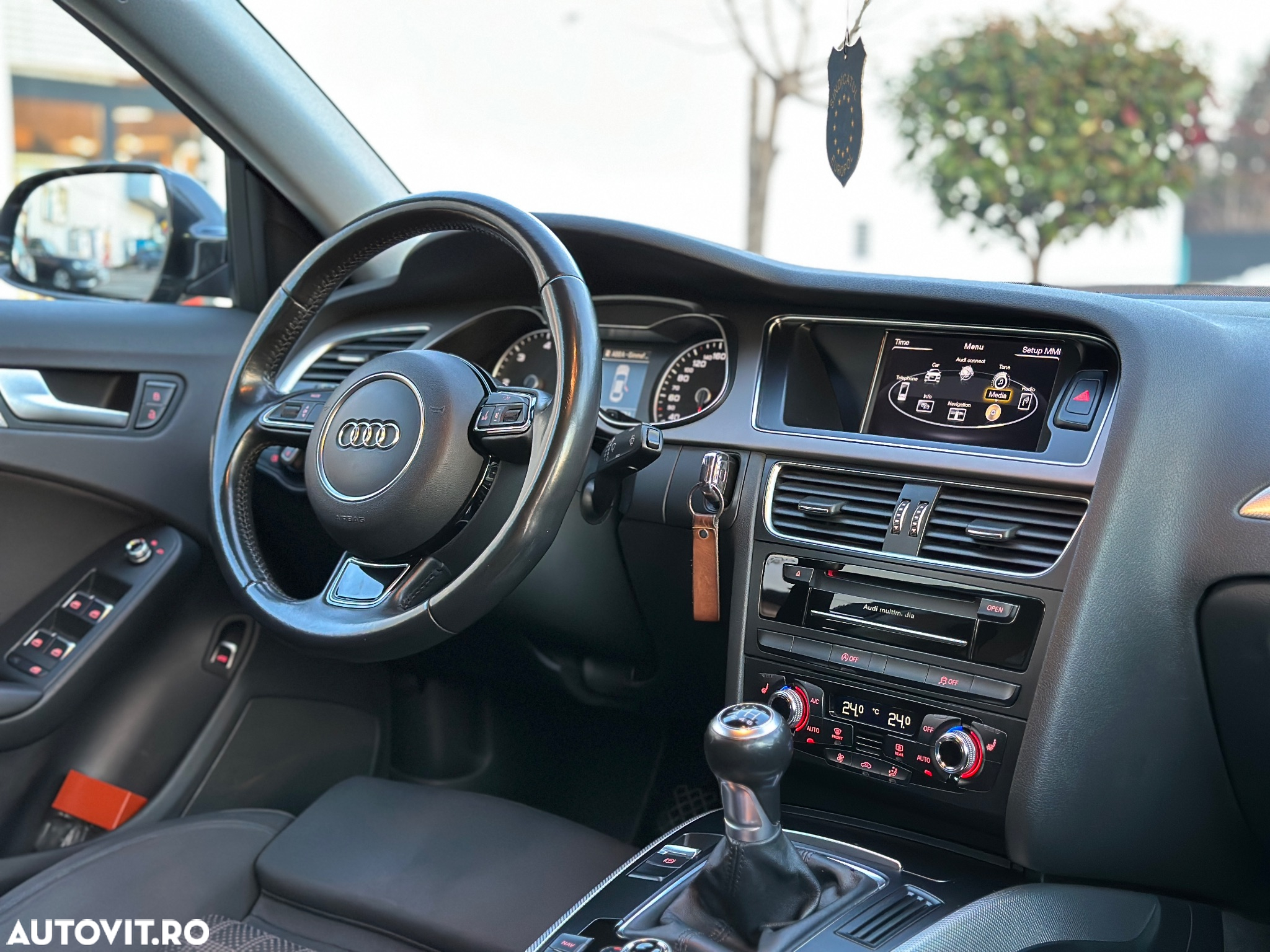 Audi A4 2.0 TDI DPF quattro S line Sportpaket - 16