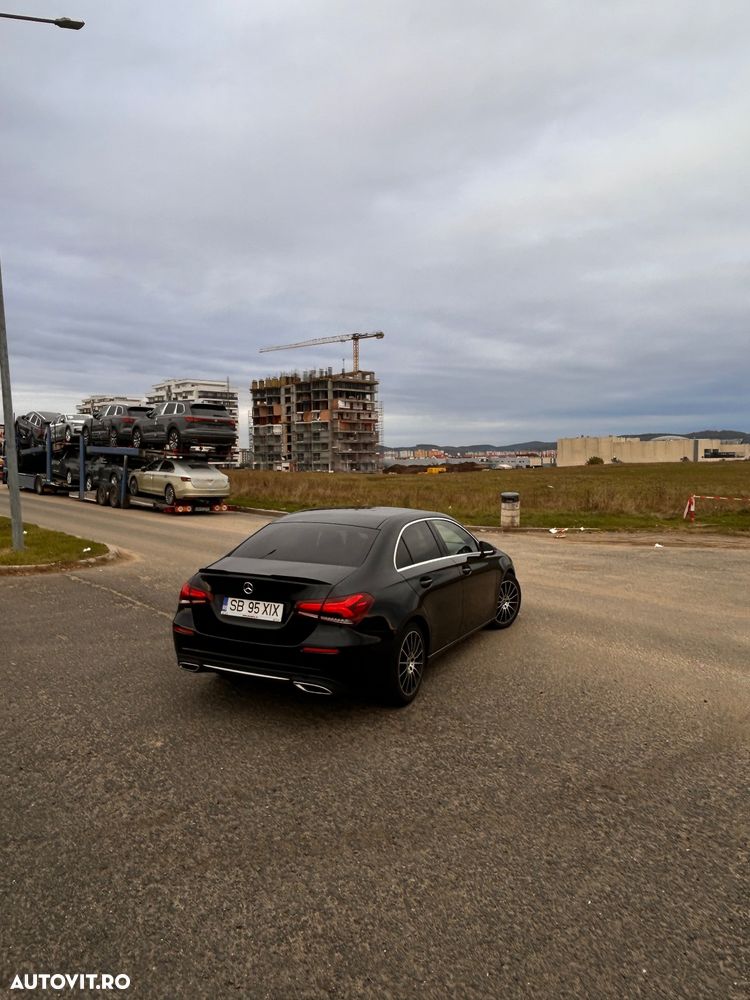 Mercedes-Benz A 180 d Sedan Aut. - 4