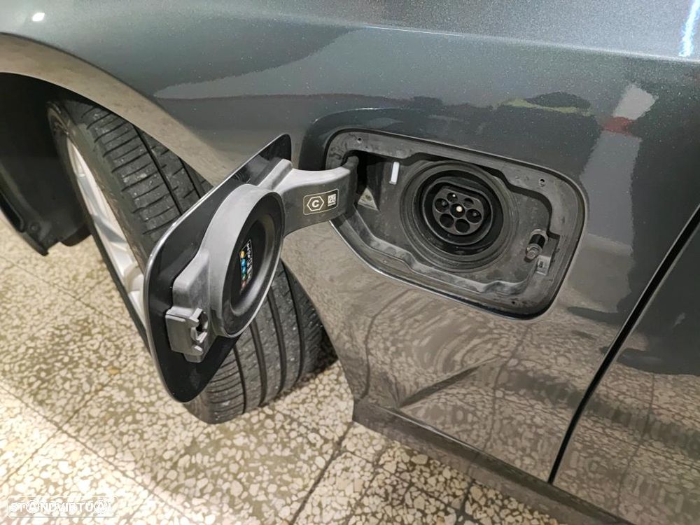 BMW 330 e Corporate Edition Auto - 9