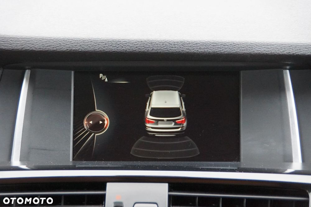 BMW X3 xDrive20i - 16