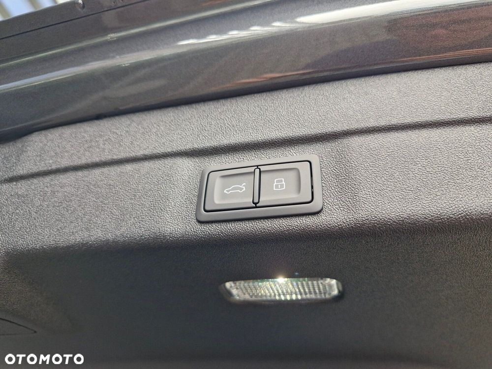 Audi A5 Avant TFSI Quattro S tronic - 35