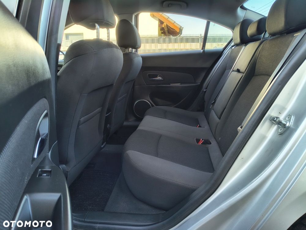 Chevrolet Cruze 2.0TD LTZ+ - 9