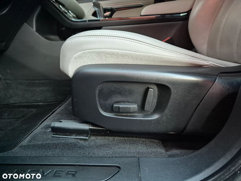 Land Rover Range Rover Evoque D150 S - 21