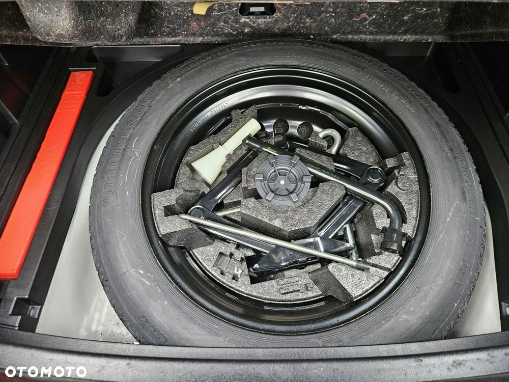 Volvo V40 D2 Drive-E Momentum - 26