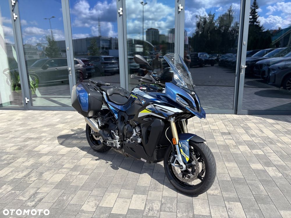 BMW XR - 1