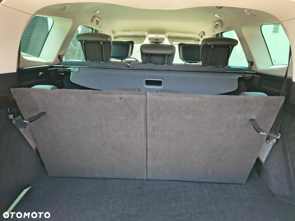 Renault Grand Scenic - 16