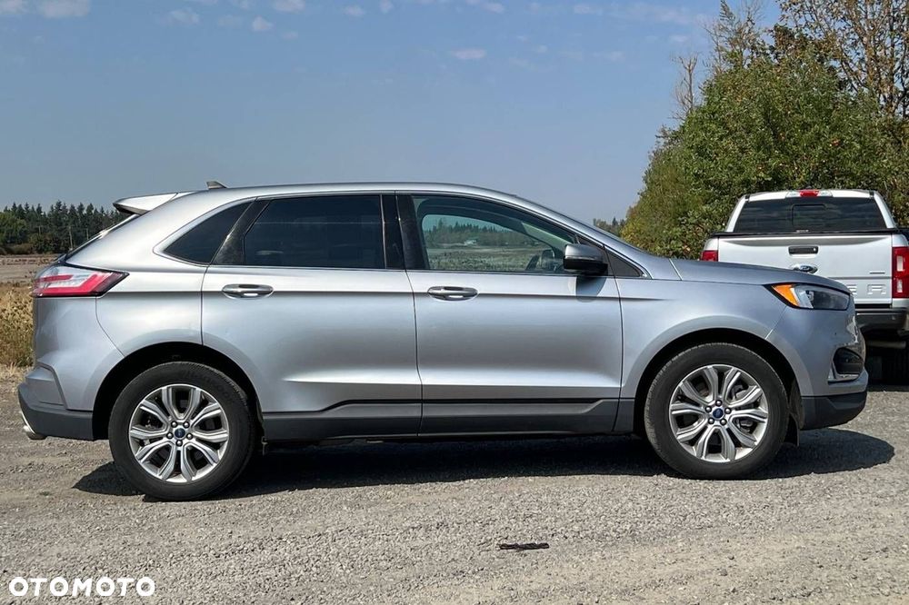 Ford Edge - 2
