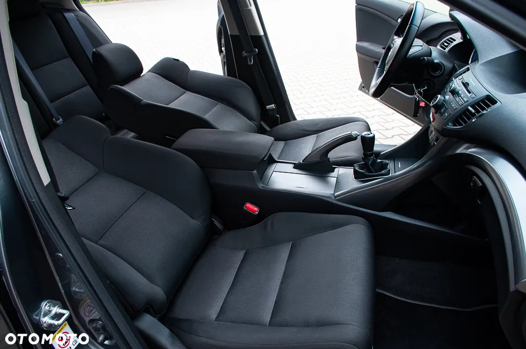 Honda Accord 2.0 Executive - 25