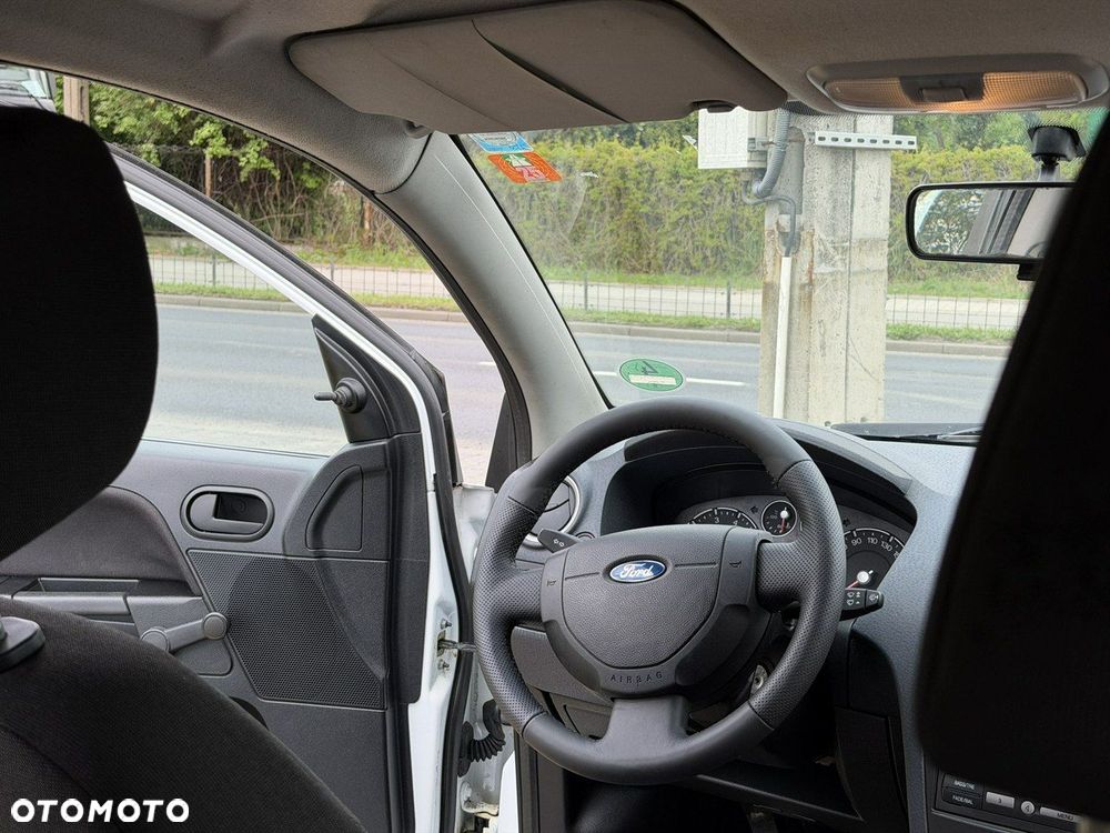 Ford Fusion - 19