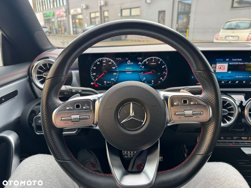 Mercedes-Benz CLA 180 7G-DCT AMG Line - 20