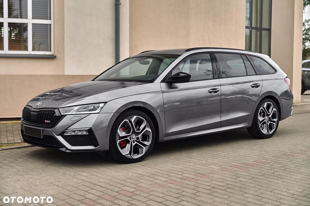 Skoda Octavia 2.0 TSI DSG RS - 12