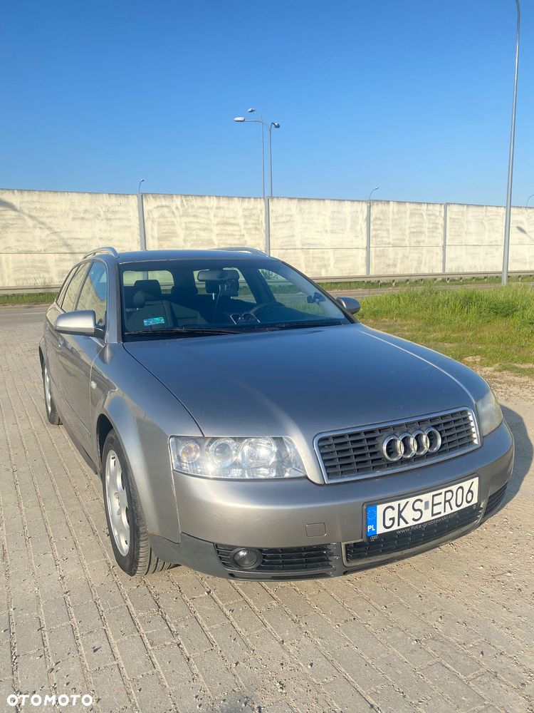 Audi A4 - 1