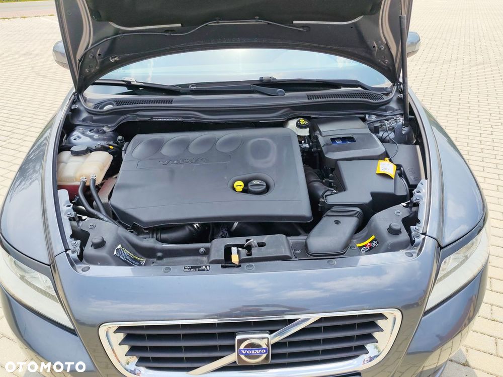 Volvo V50 - 24