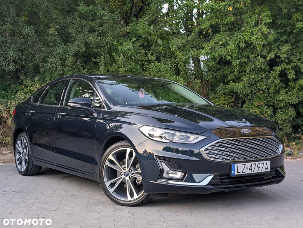 Ford Fusion - 1