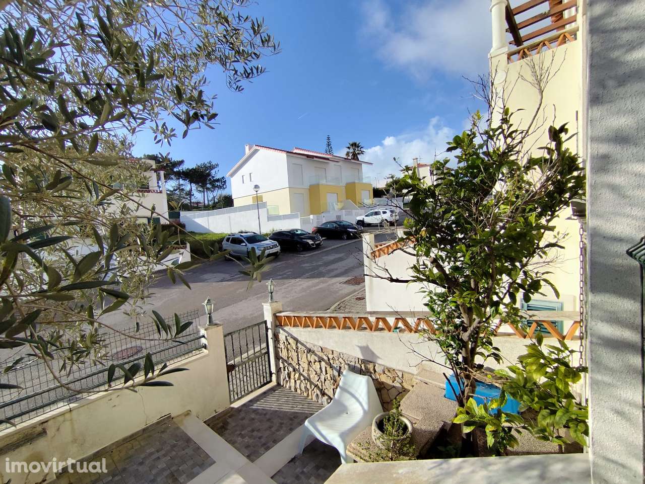 Moradia T3+2 na Ericeira com Garagem e Churrasqueira - Grande imagem: 3/30