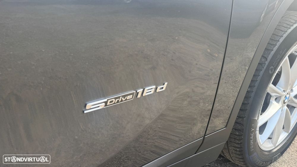 BMW X1 16 d sDrive Line Sport - 6