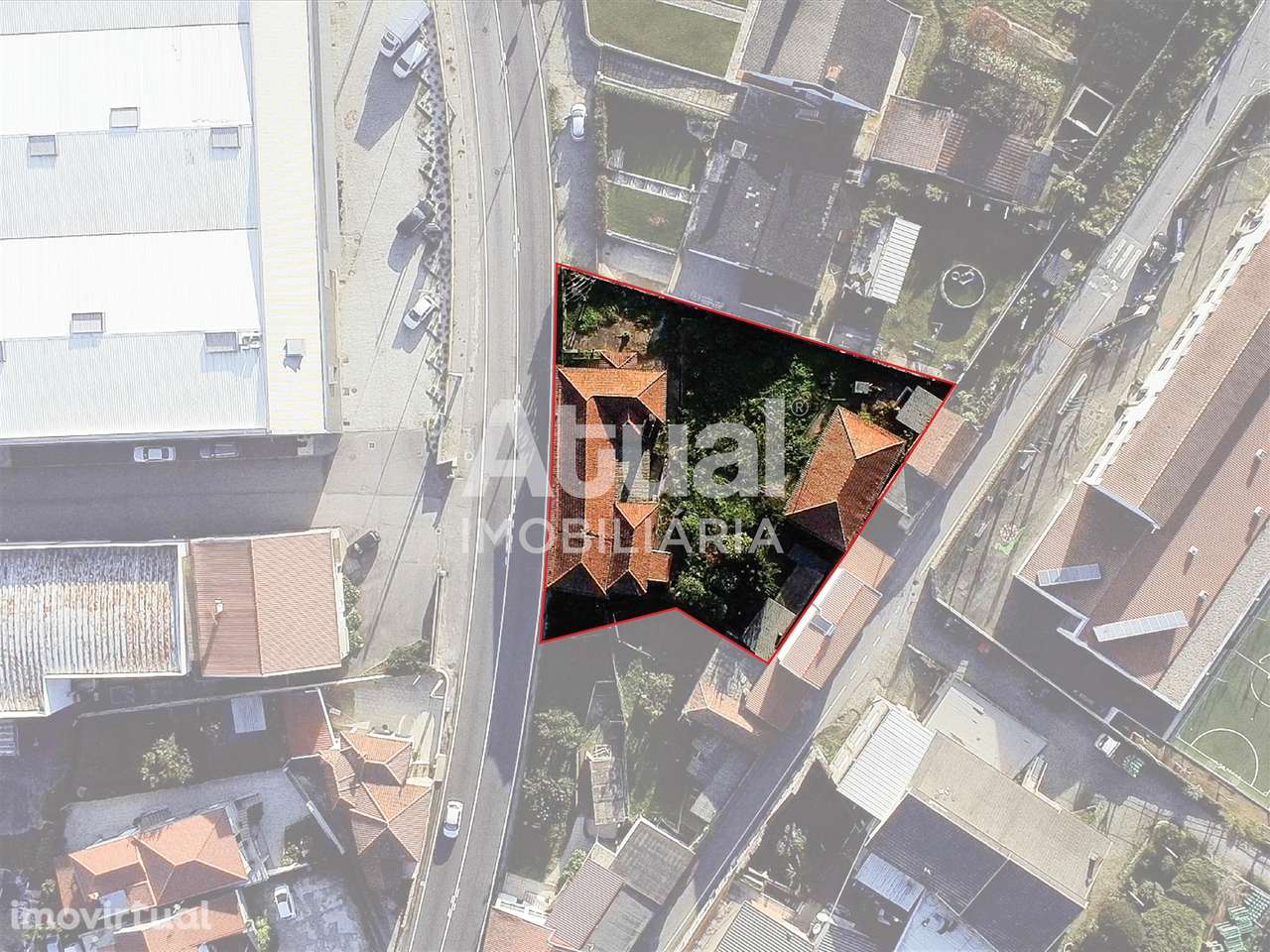Moradia para Restaurar T3 Venda em Nespereira,Guimarães - Grande imagem: 4/6