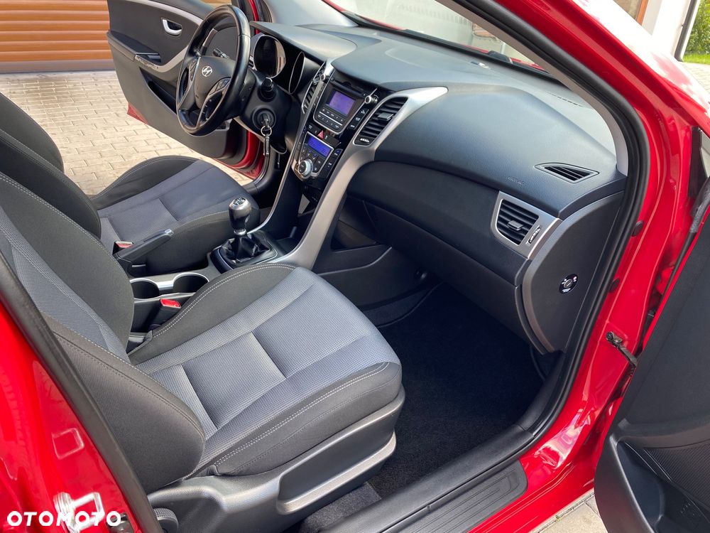 Hyundai i30 1.6 CRDi Comfort - 8