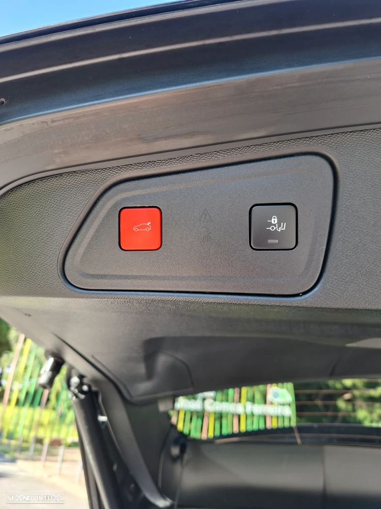 Peugeot 3008 PureTech 130 Stop & Start GPF EAT8 GT - 13