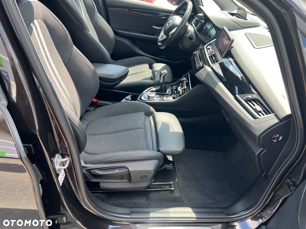 BMW Seria 2 216i GPF Sport Line - 31