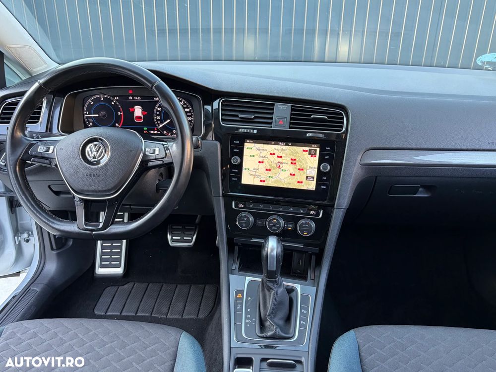 Volkswagen Golf 2.0 TDI SCR DSG IQ.DRIVE - 5