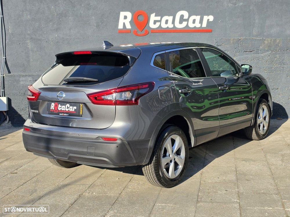 Nissan Qashqai 1.5 dCi N-Connecta - 11
