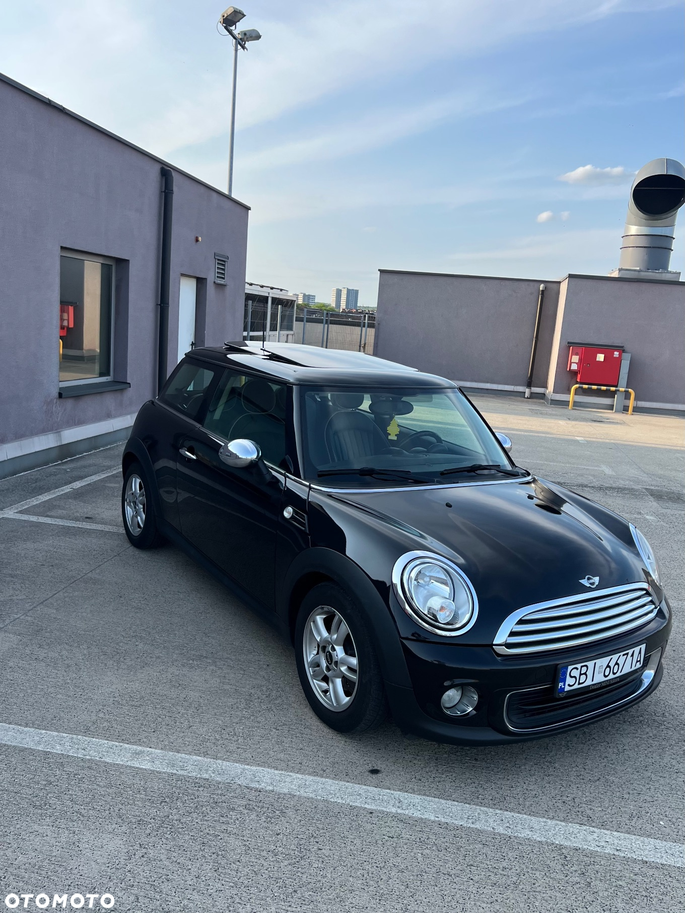 MINI ONE - 8