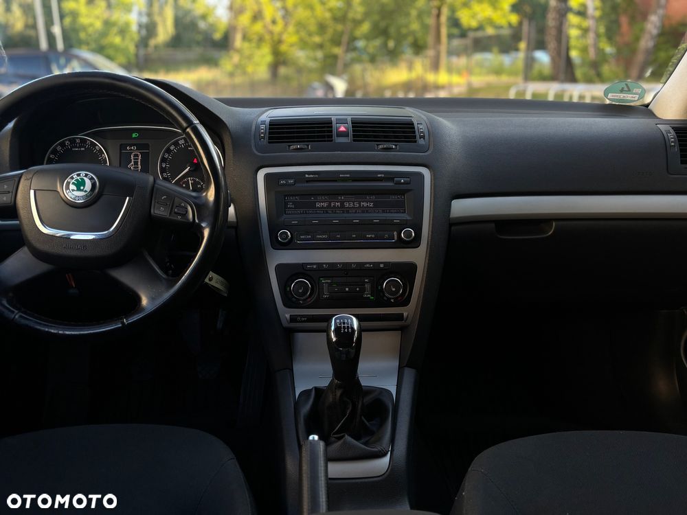 Skoda Octavia 2.0 TDI Ambiente - 14