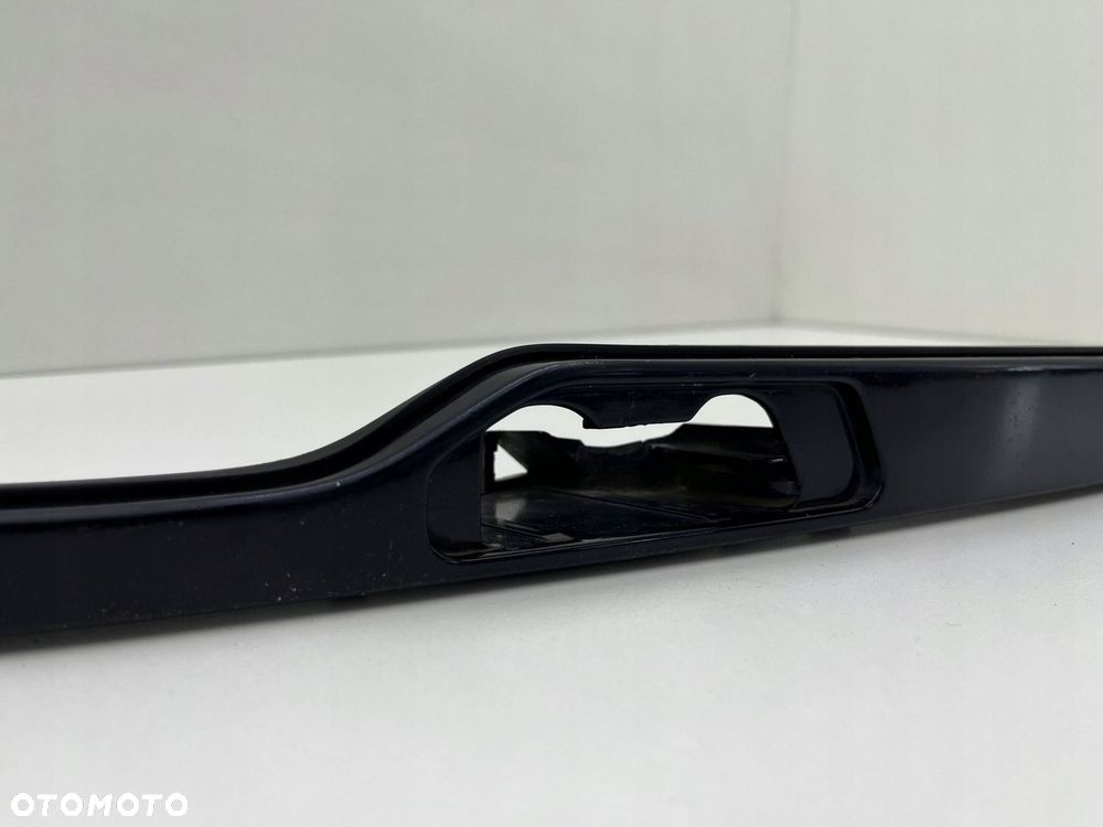 BMW 3 E46 LCI COUPE PRAWA LISTWA POD LAMPĘ 7064330 - 3