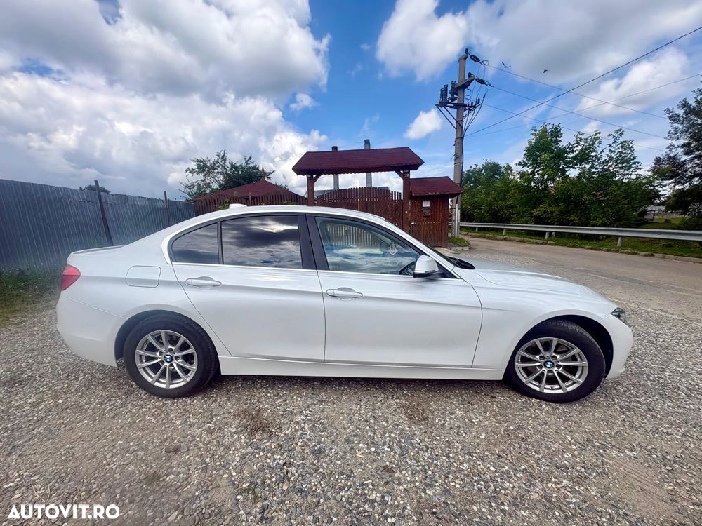 BMW Seria 3 320d xDrive AT - 7