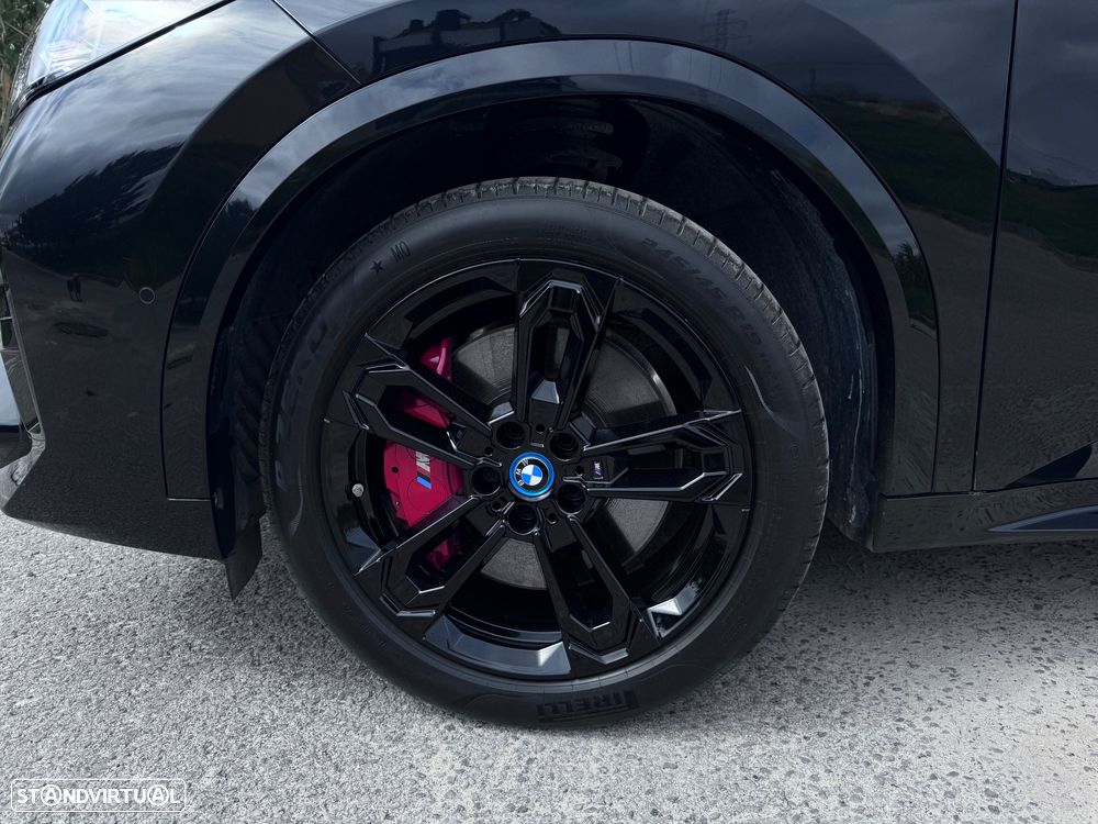 BMW iX2 eDrive20 Pack Desportivo M Pro - 26