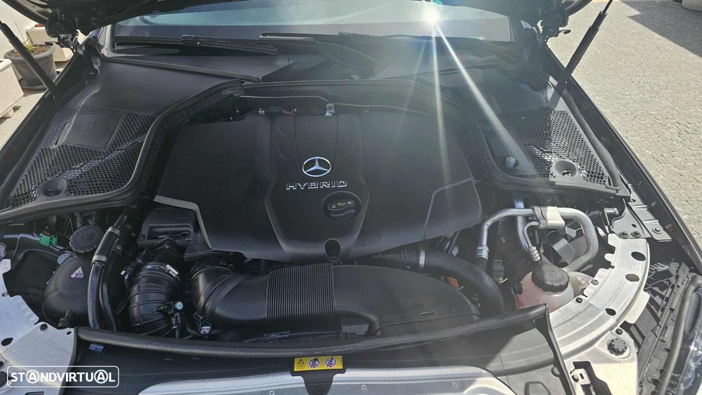 Mercedes-Benz C 300 h AMG Line - 13
