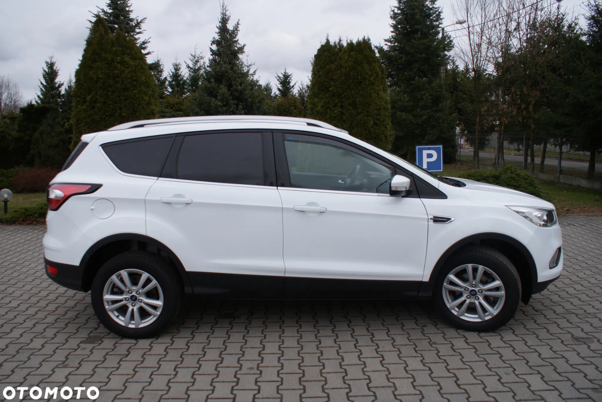 Ford Kuga - 15