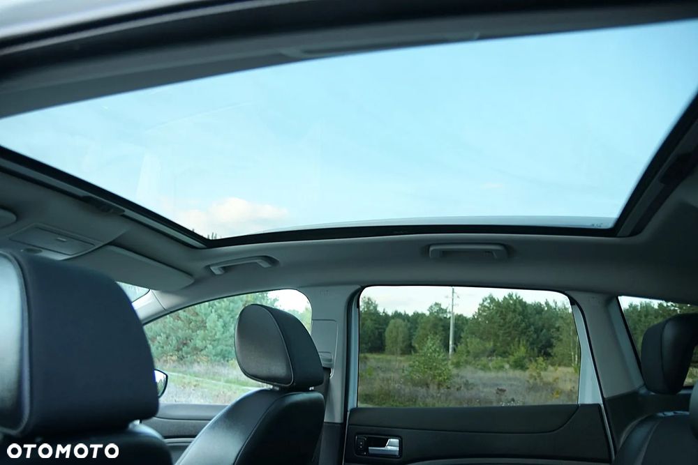 Ford Kuga - 25
