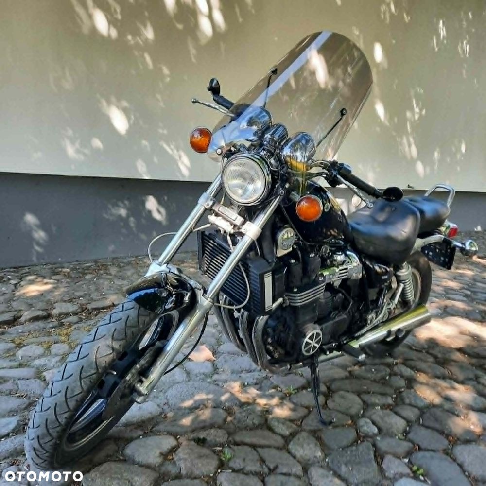 Yamaha XJ - 8
