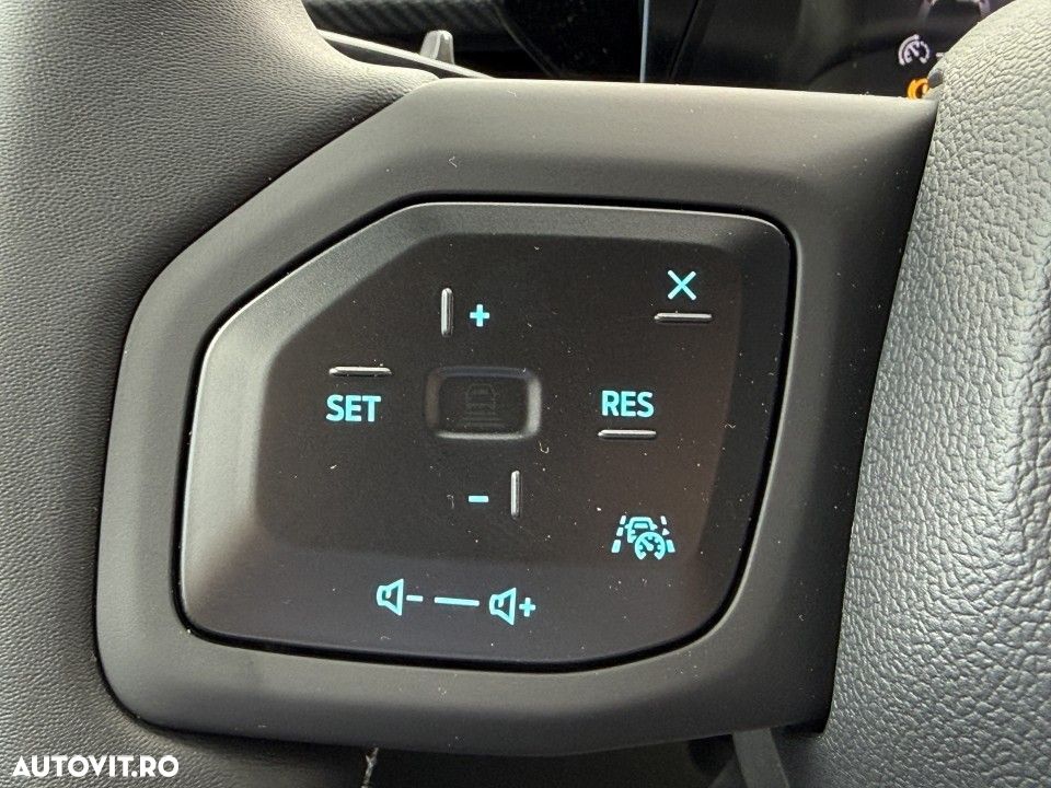 Ford Explorer - 25
