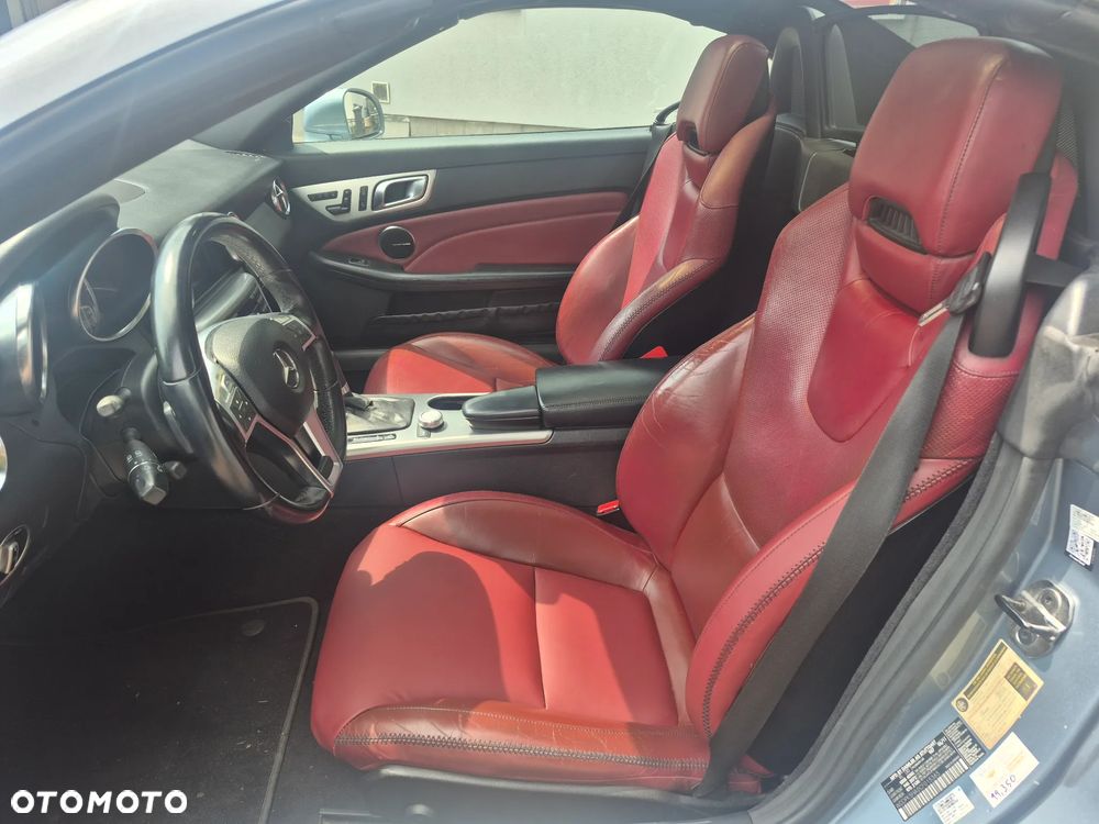 Mercedes-Benz SLK 350 - 8