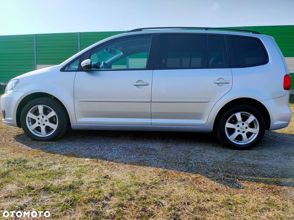 Volkswagen Touran 1.4 TSI STYLE - 10