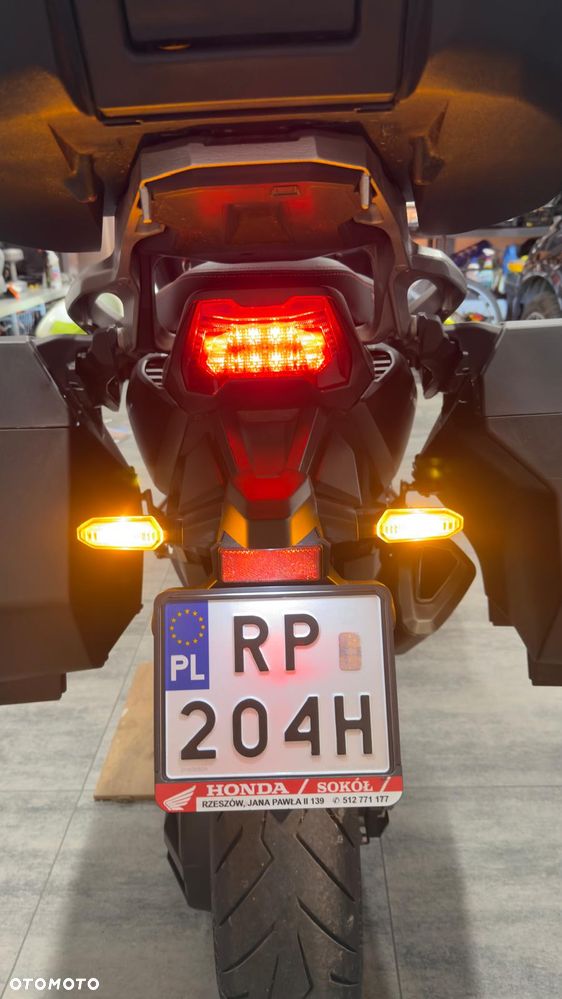 Honda NSS - 33