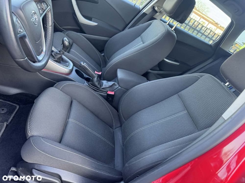 Opel Astra 1.7 CDTI DPF 150 Jahre - 13