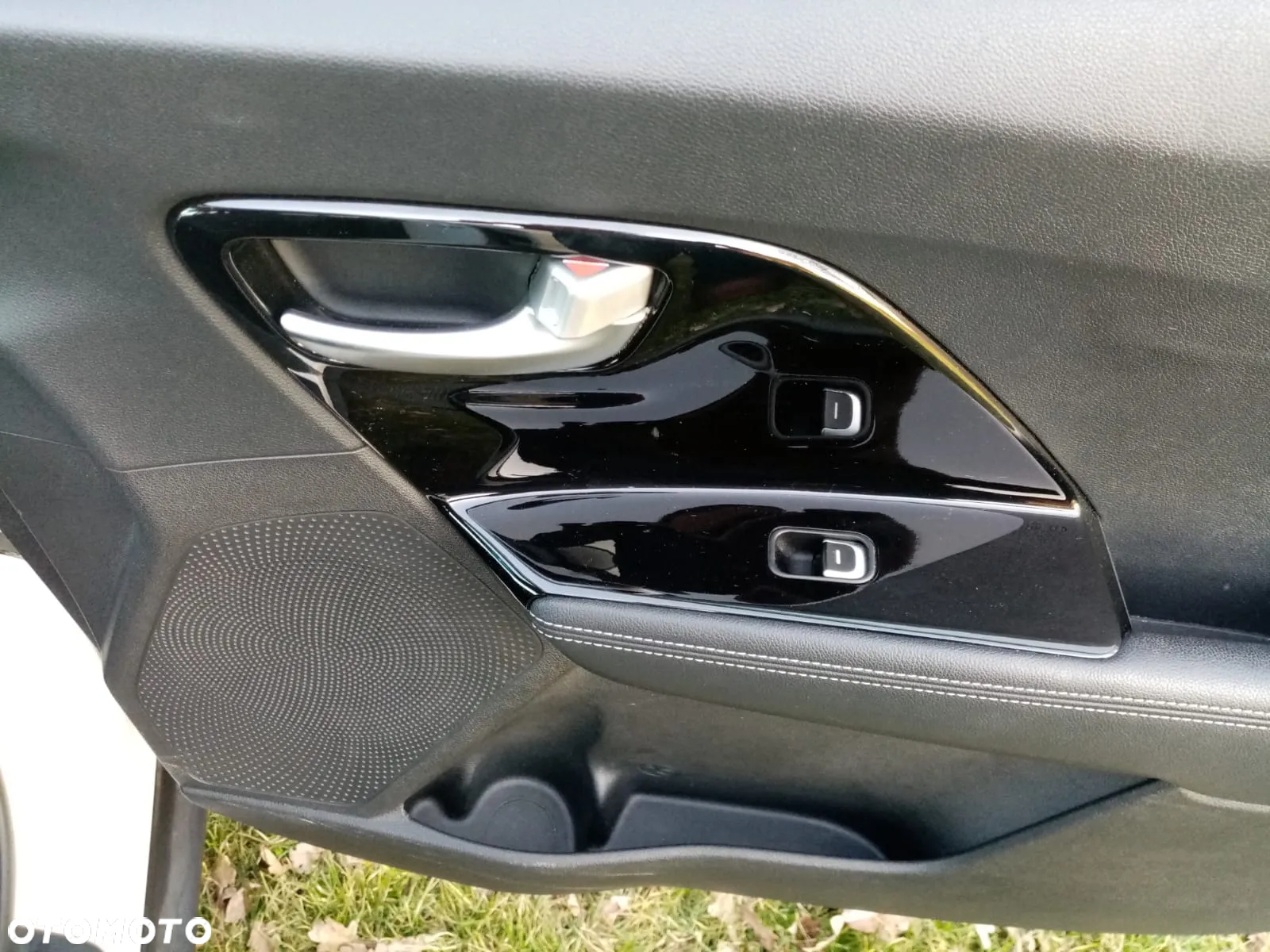 Kia Niro 1.6 GDI Hybrid M - 13
