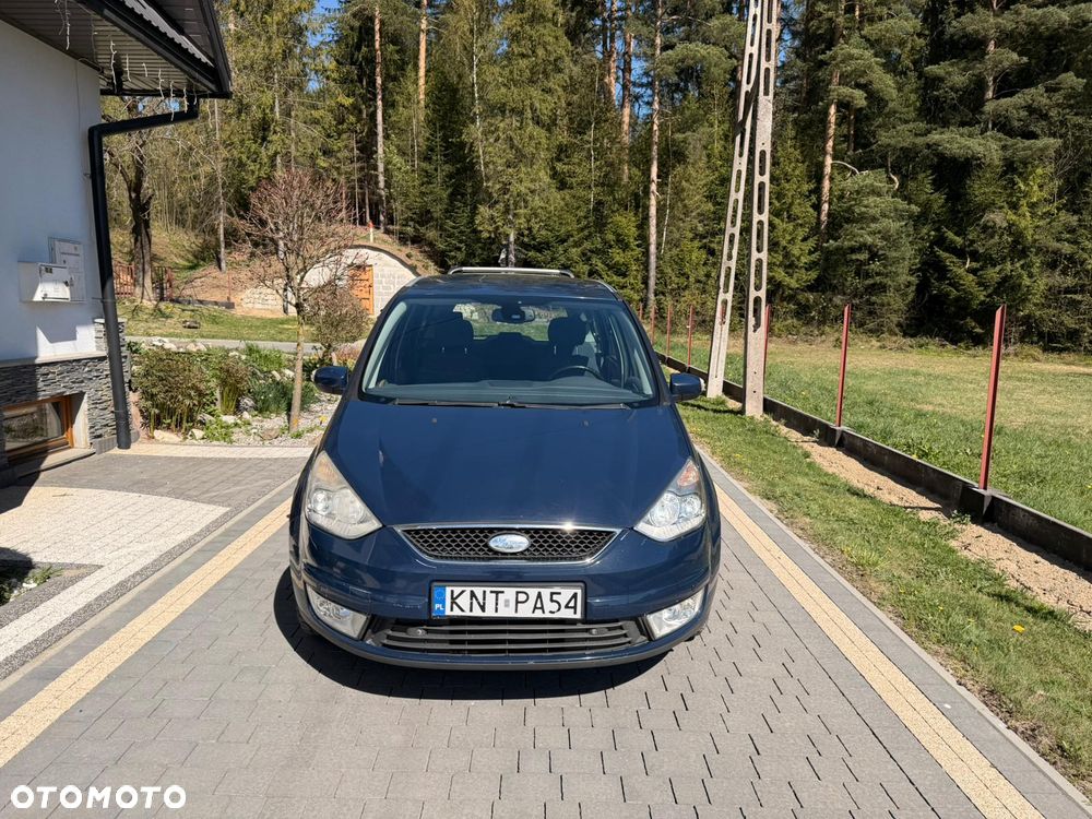 Ford Galaxy 2.0 Ghia - 19