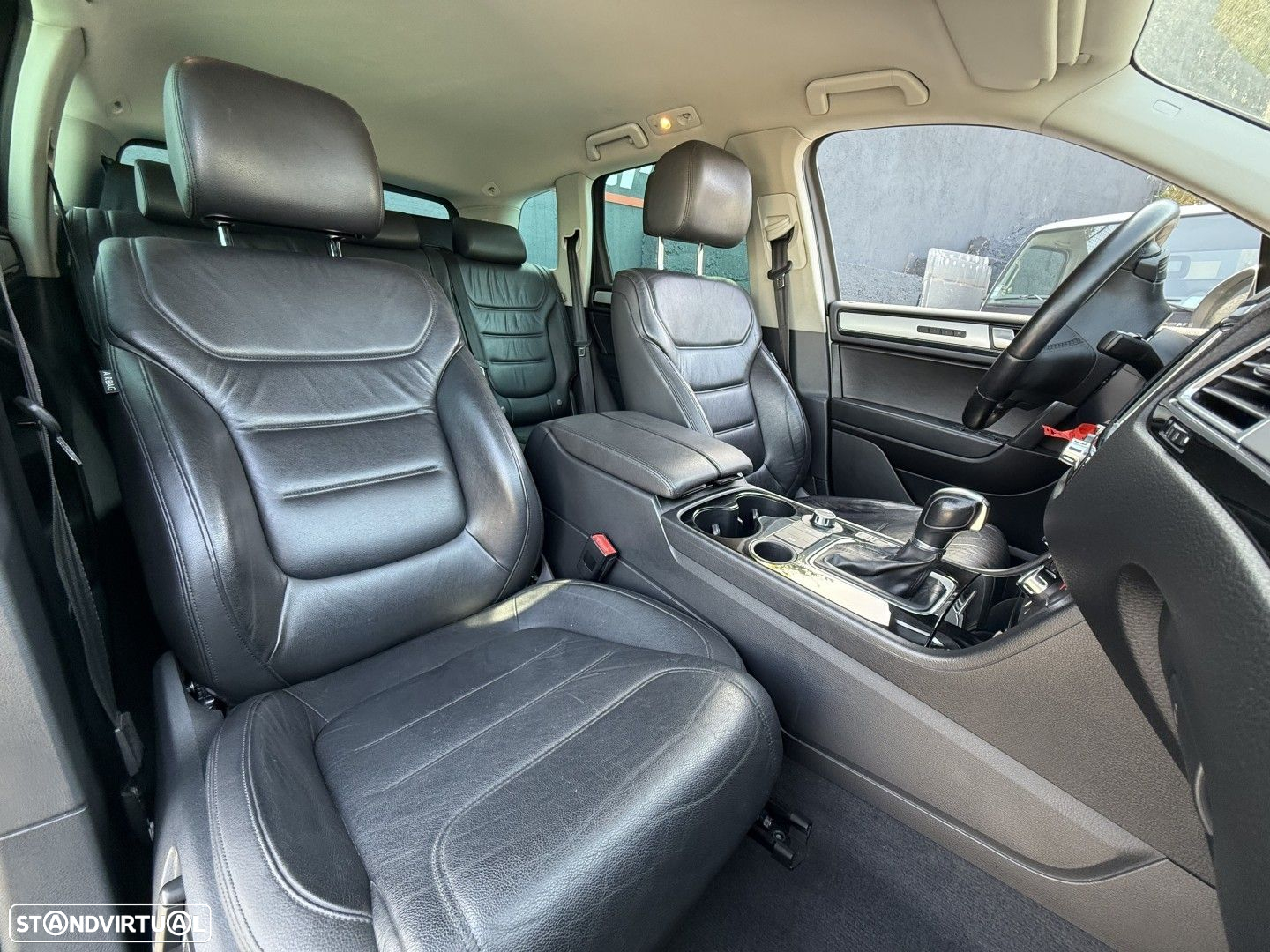 VW Touareg 3.0 V6 TDI Blue Motion DPF Auto Exclusive - 5