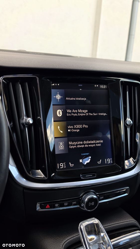 Volvo V60 T6 AWD Recharge Geartronic Inscription - 30