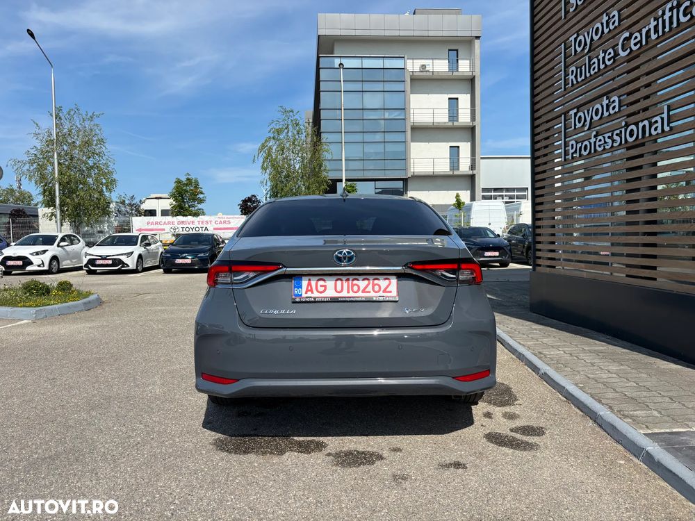 Toyota Corolla 1.8 HSD Dynamic - 7