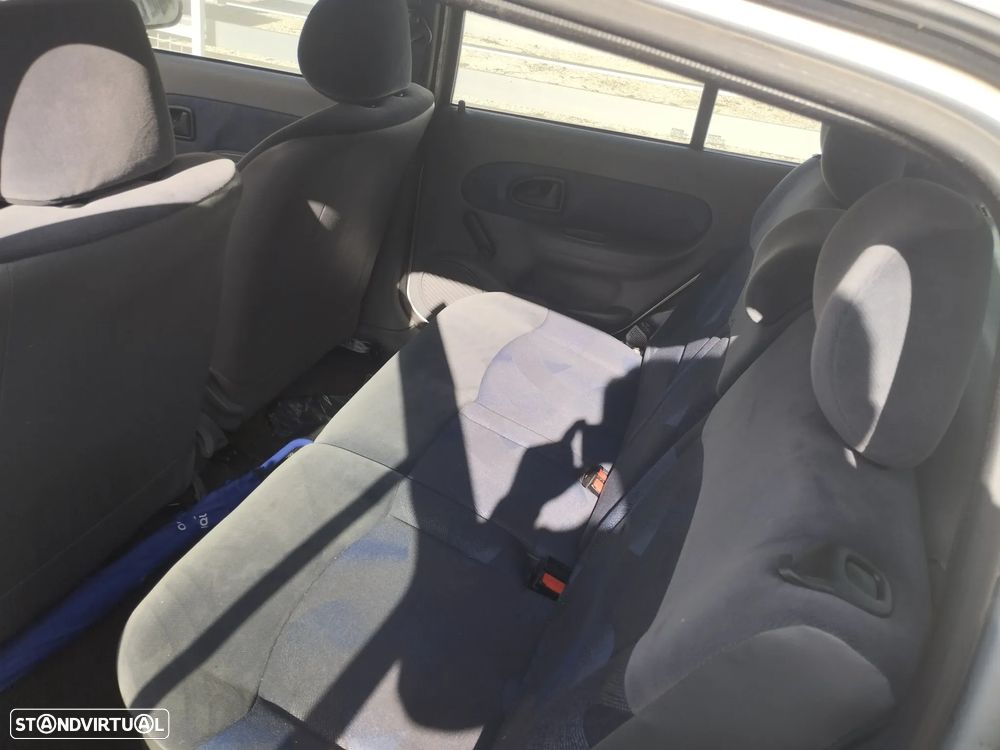 Renault Clio - 2
