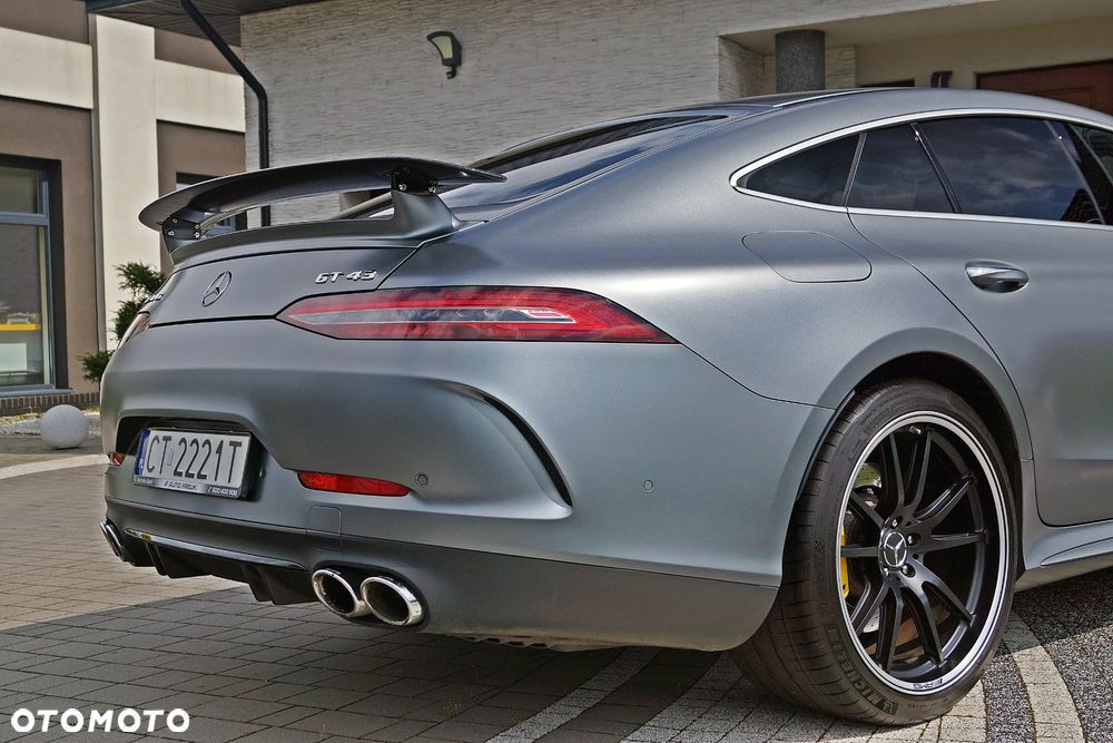 Mercedes-Benz AMG GT 43 - 4